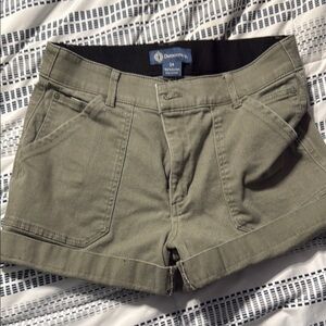 Democracy Green Cargo Shorts Relaxed Fit